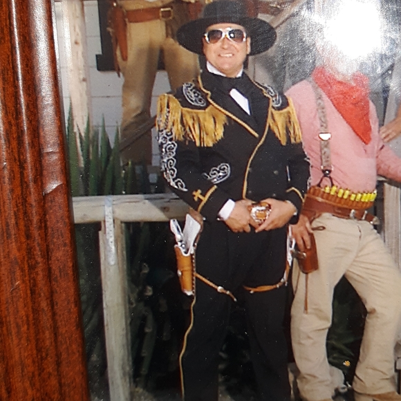 ALL PRICED SEPARATELY/INDIVIDUALLY... Cowboy boots and reenactment clothing. - Picture 8 of 15